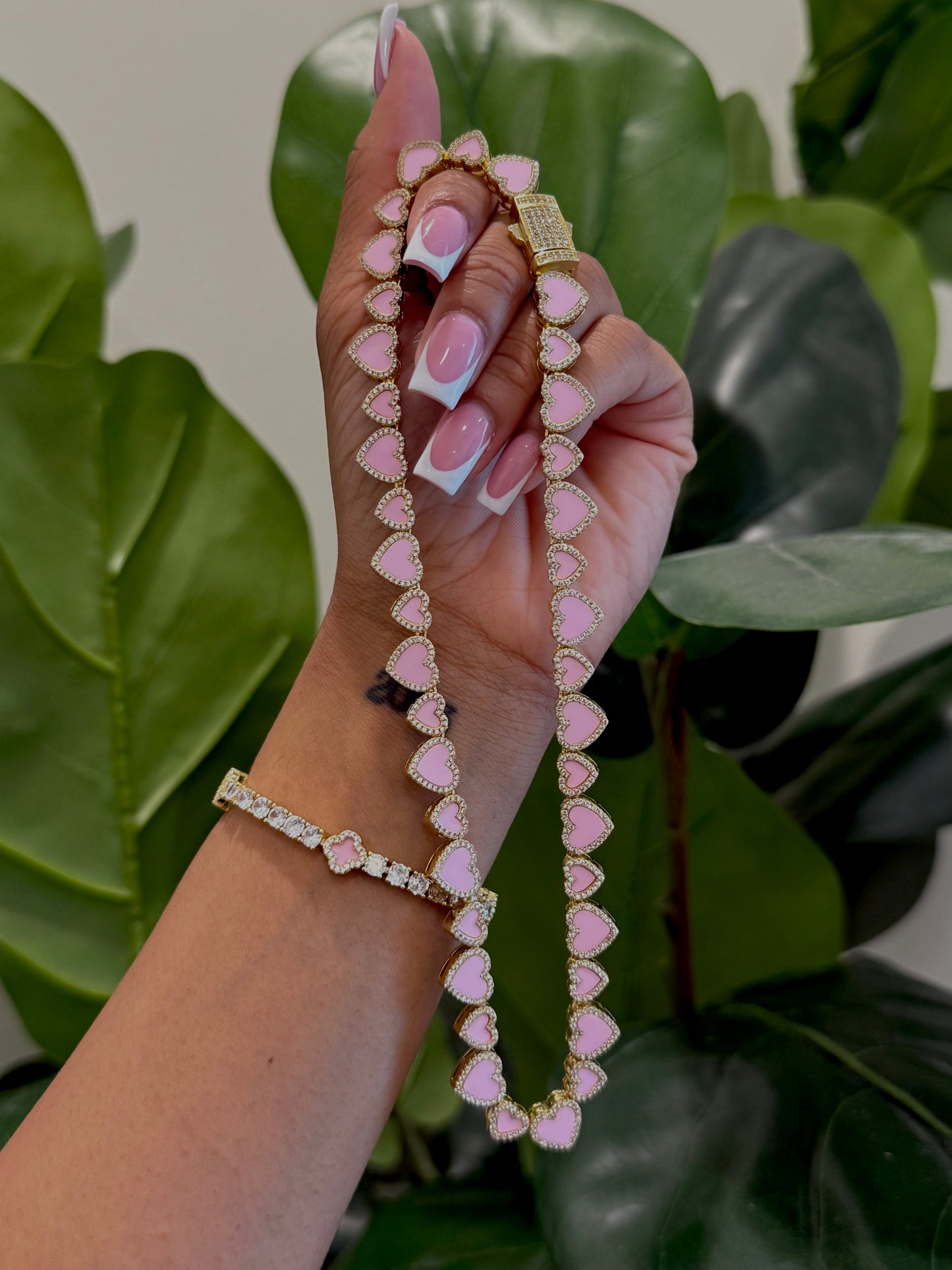 THE LOVERS NECKLACE